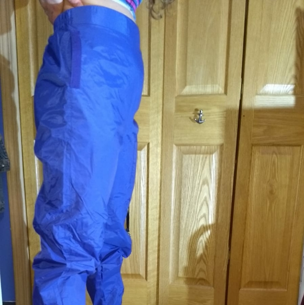 Windproof Fieldmaster joggers - Picture 4 of 8
